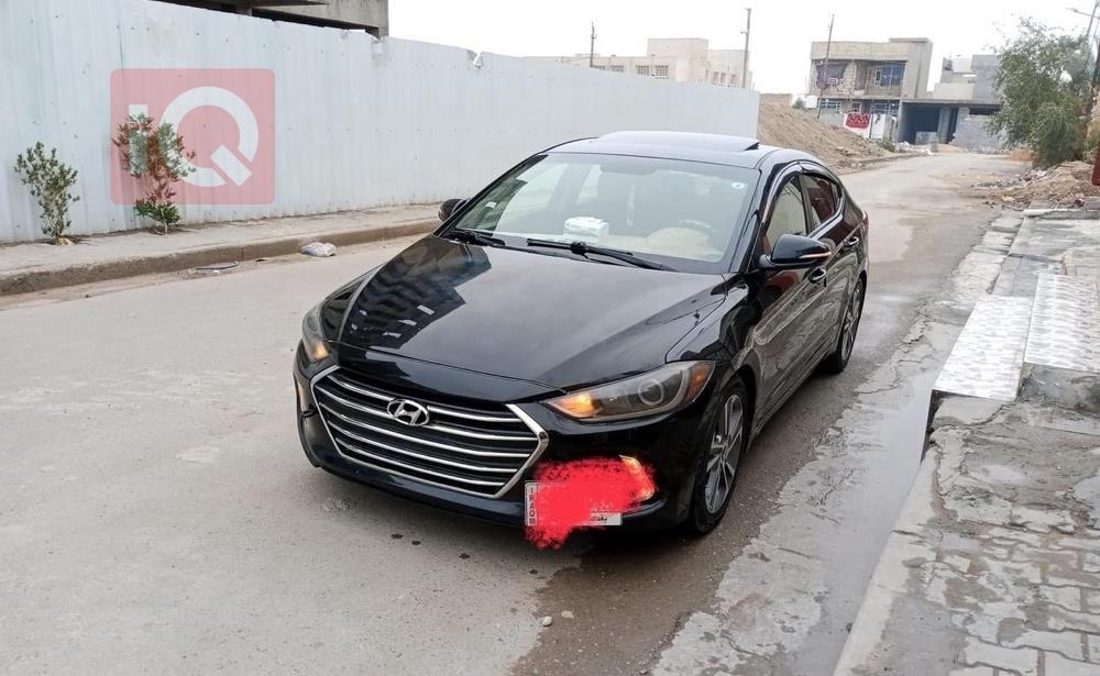 هیۆندای ئەلەنترا